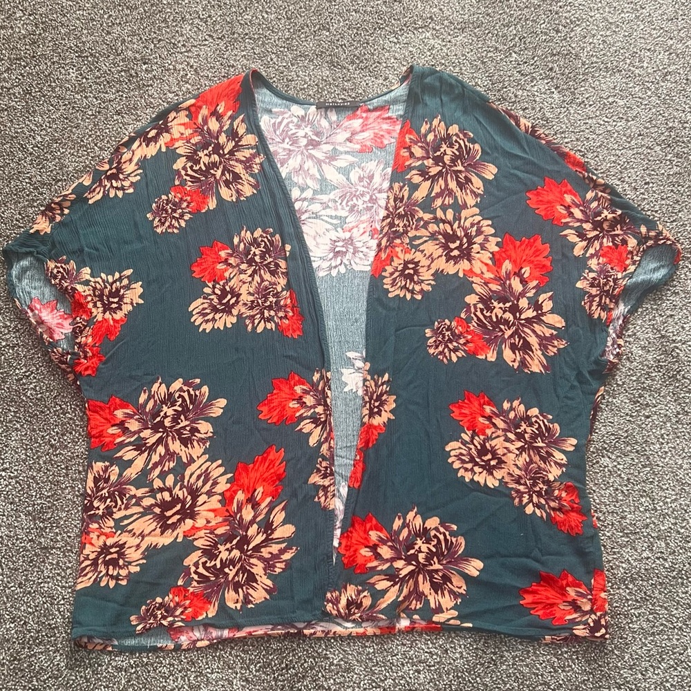 Hailey 23 Kimono